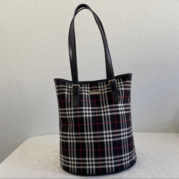 Burberry check nylons tote - Picture 2 of 9